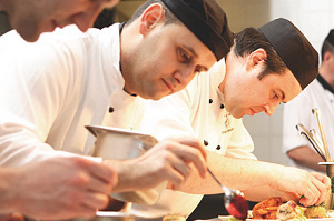 Compass wil voor € 100 mln acquireren