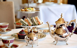 Amrâth betaalt kosten valet parking bij High Tea