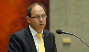 Klink wil snel alcoholbeleid aanpassen