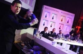 Timo Janse beste cocktailshaker ter wereld