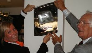 Dutch Hotel Award gestolen uit Eden American