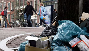 Vuilnisstaking bedreigt Amsterdam