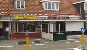 Snackbar volledig verwoest na brand