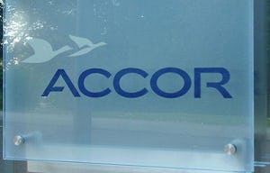 Accor pakt prostitutie van minderjarigen aan