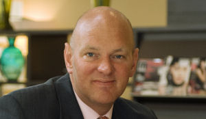 Topman Arco Buijs vertrekt bij NH