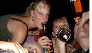 Klink laat proef alcoholverkoop nog niet los