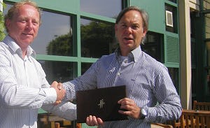 Scheidend voorzitter KHN is horecaheld