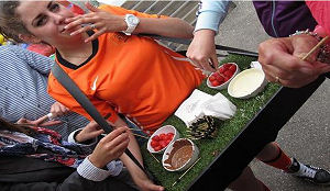 Partners ondersteunen jubileum partycateraar