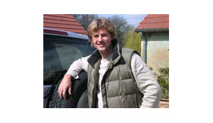 Broer van Dick Loorbach in directie Plassania