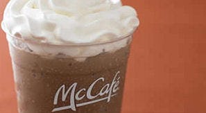 McDonalds aangeklaagd voor warme chocomelk