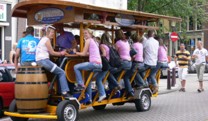 Bierfiets Amsterdam gekrompen