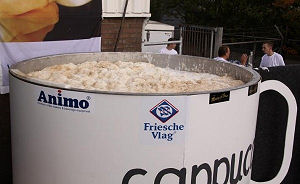 2700 liter melk voor reuzencappuccino