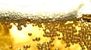 Alcoholbranche woest op Olm om bierwedstrijd