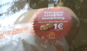 McDonald's helpt gasten sparen met cheeseburger