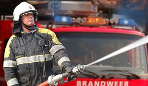 Hotel ontruimd door brand in kraakpand