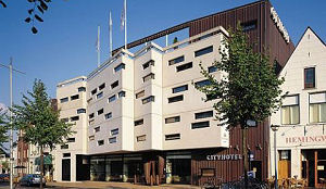 Gasten veroorzaken brand Eden City Hotel