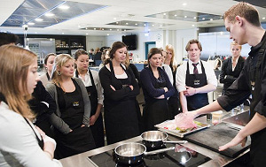 Nieuwe opleiding Gastheer/Gastvrouw bij Tio