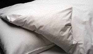 Grand Winston doneert beddengoed aan Moldavië