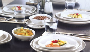 Eten buiten de deur verliest nog meer terrein