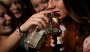 'Alleen bezit van alcohol 16-minners strafbaar