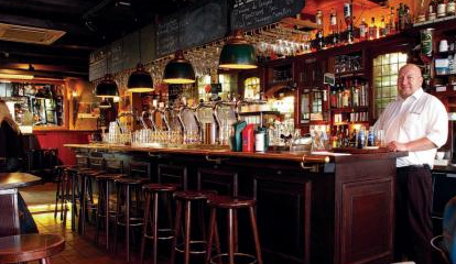 Café Samson maakt app van bierboek