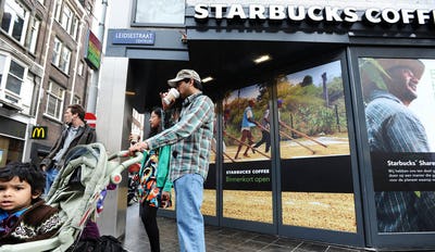 Eerste Starbucks Amsterdam draait proef