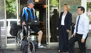 Hampshire zet twitterende en bloggende fietser in