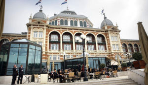 IJslandse aswolk kost Kurhaus dik zeven ton