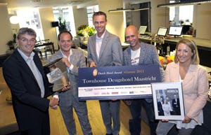 Trotse winnaar krijgt Dutch Hotel Award 2011