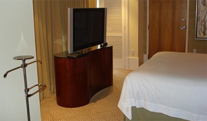 Onderzoek: televisie als slaapmiddel in hotelkamer