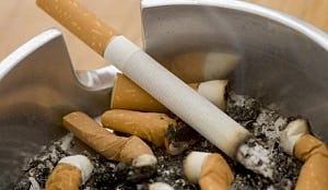 Vlaamse Liga tegen Kanker blij met rookverbod