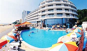 Meisje verdrinkt door haperende klep zwembad