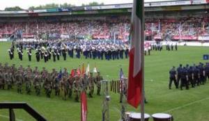 Vlaggenparade Vierdaagse voor horeca naar centrum