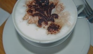 Duitsers tanken steeds meer en andere koffie