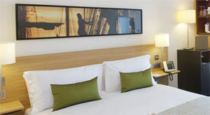 Blackstone wil Mint Hotels kopen