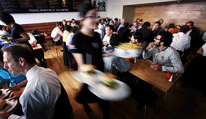 Omzet horeca opnieuw fors omhoog