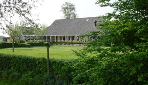 Door brand verwoest De Punter heropent