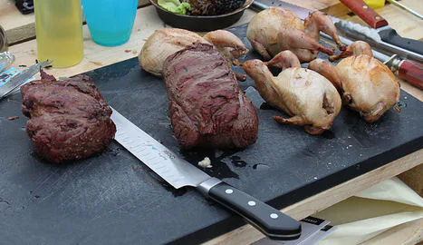 Nederlander Leo Elenbaas geeft Noma-chefs grill-les