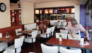 Drie volstrekte nieuwkomers in top tien Cafetaria Top 100 2011