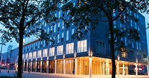 Voetbalexpositie in Hotel Lumen in Zwolle