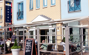 Fletcher koopt twee hotels van Sandton