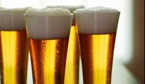 Bedrijfsborrel mondt vaak uit in wangedrag