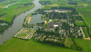 Vakantiepark toneel van gezinsdrama