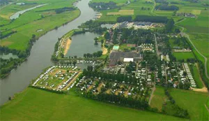 Vakantiepark toneel van gezinsdrama