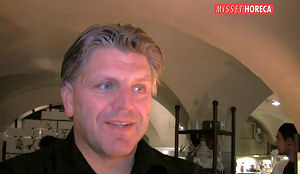 Jonnie Boer strikt grootste chef ter wereld