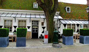 Oud Sluis: 'Absolute onzin dat bepaalde gasten niet welkom zijn