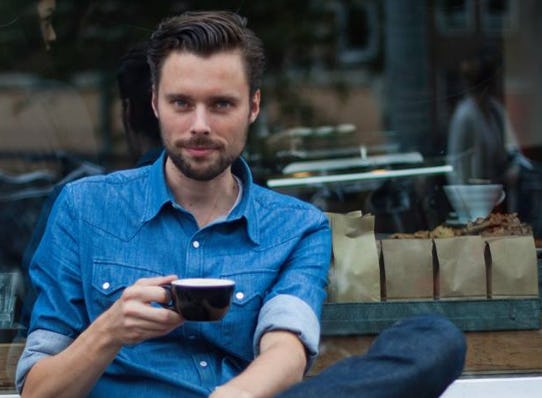 Ex-Latte Art-kampioen start koffiebranderij