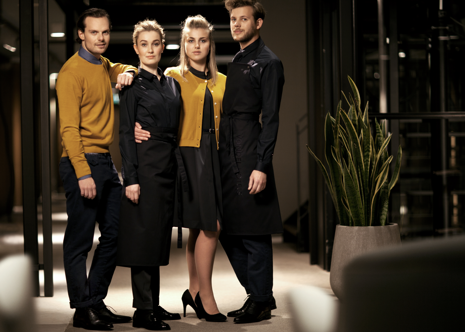 Topontwerper maakt kleding Vondel Hotels