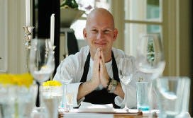 Toine Smulders serveert menu van 25 gangen