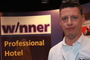 Na oriëntatie op boekingssites naar eigen site hotel